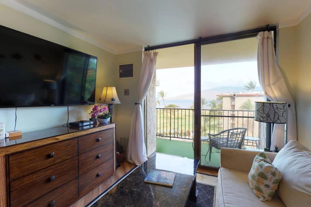 Appartement Oceanfront Penthouse With Amazing Views At Kauhale Makai à Kihei Extérieur photo